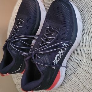 Women’s Hoka Tome to Fly Bondi 7 Sneakers size 8